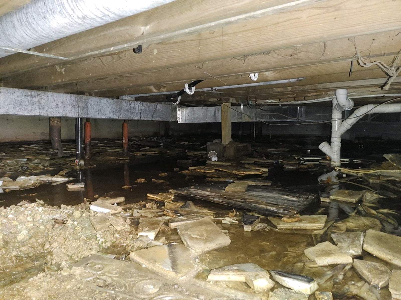 How Water and Moisture Enter your Crawl Space